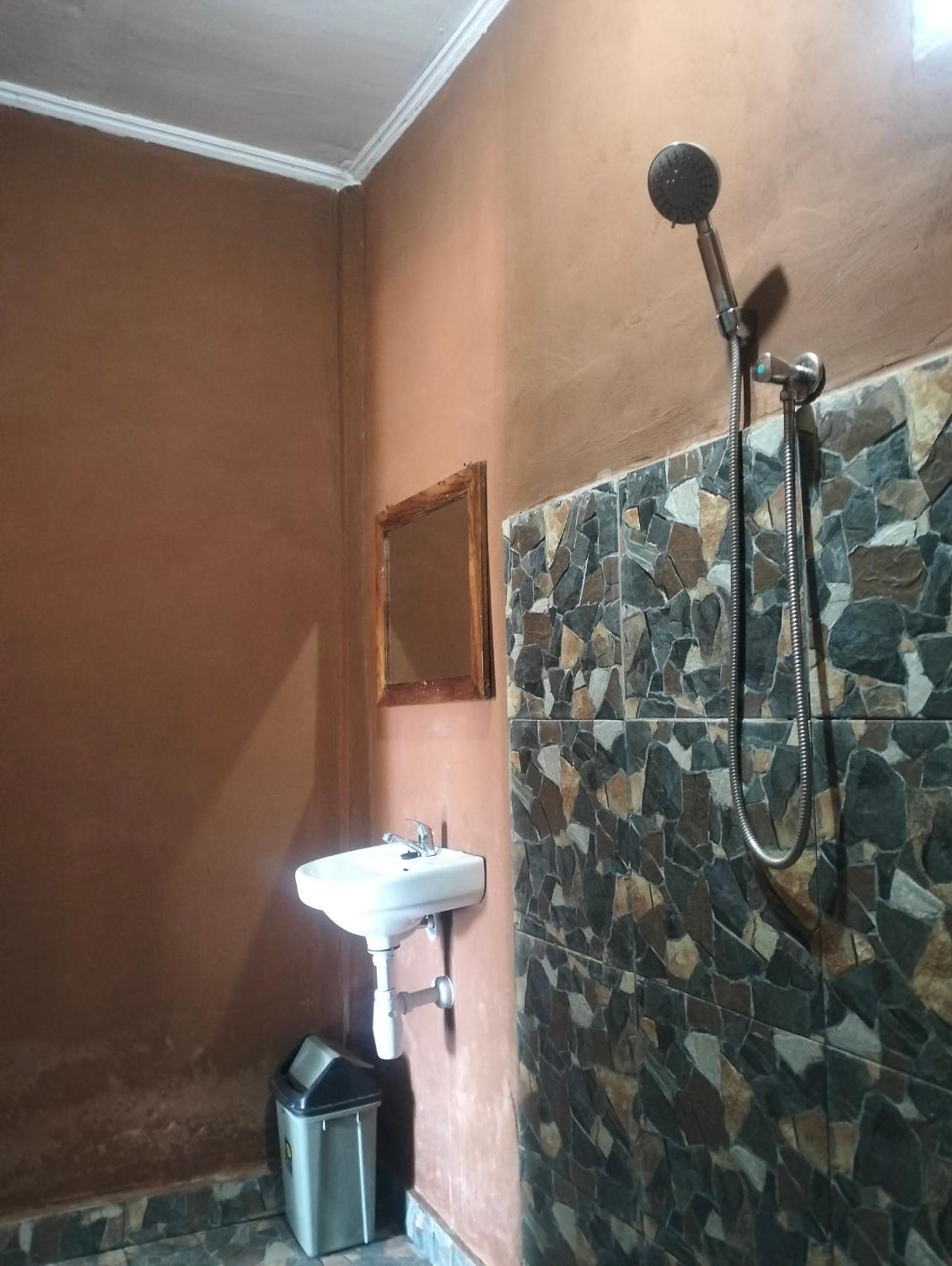 Fullmoon Homestay Kuta  Экстерьер фото