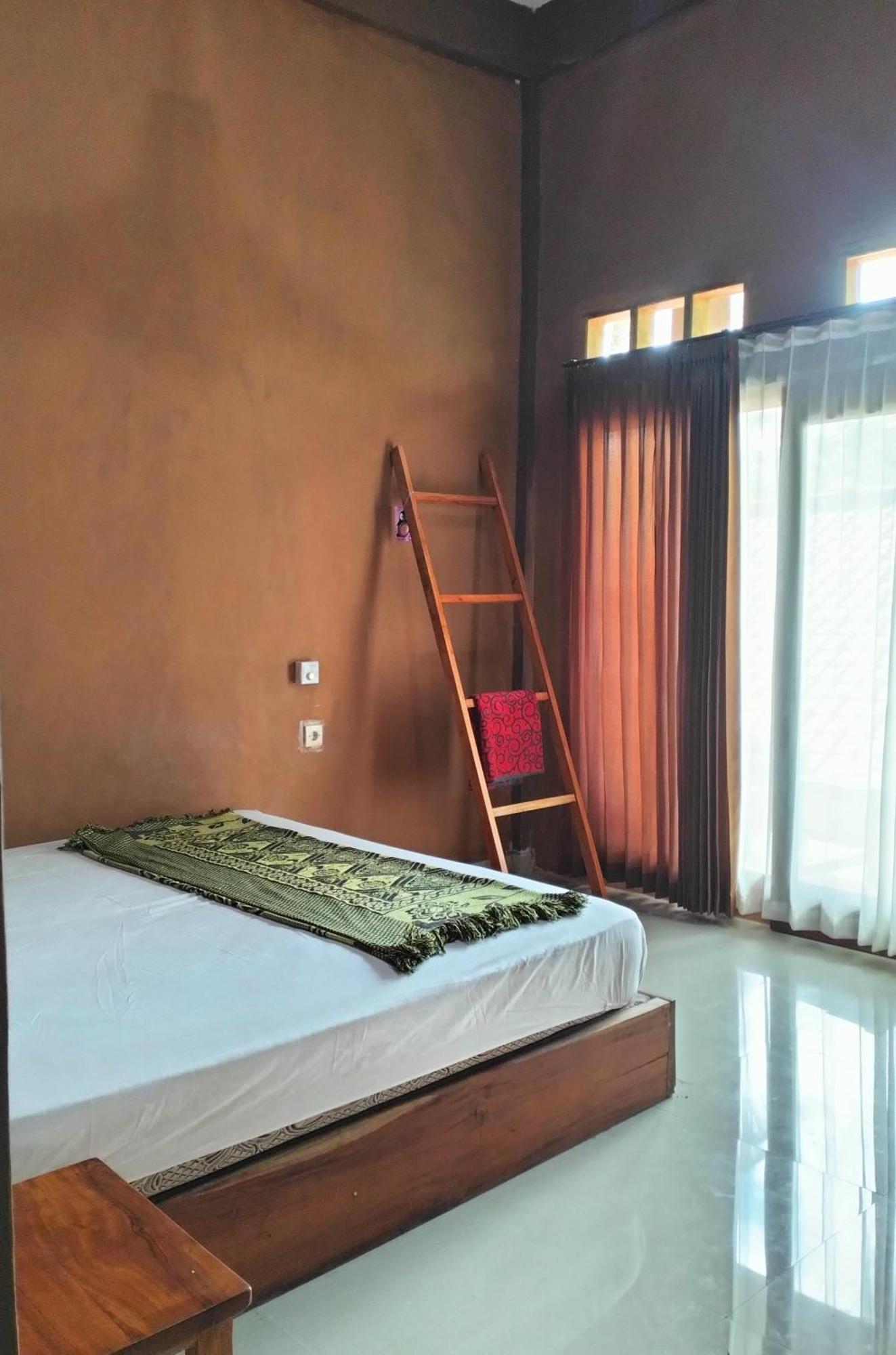 Fullmoon Homestay Kuta  Экстерьер фото